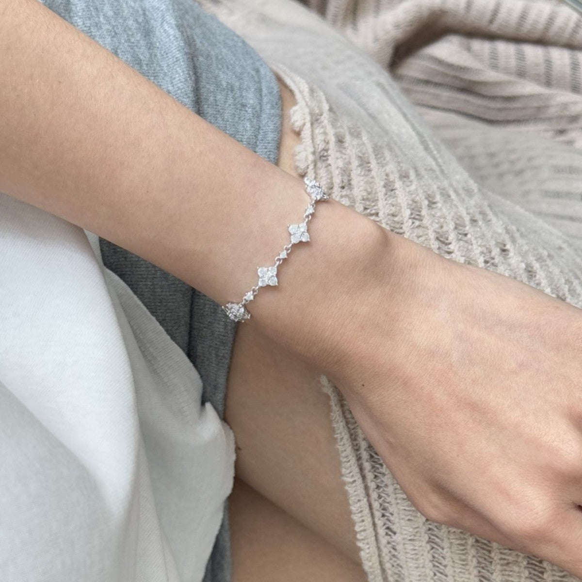 Elliora Clover Diamond Bracelet