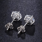 Elliora Round Diamond Studs