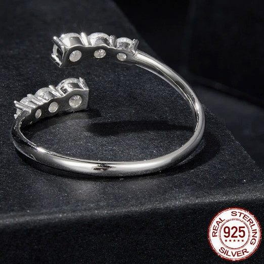 Elliora Lyra Ring